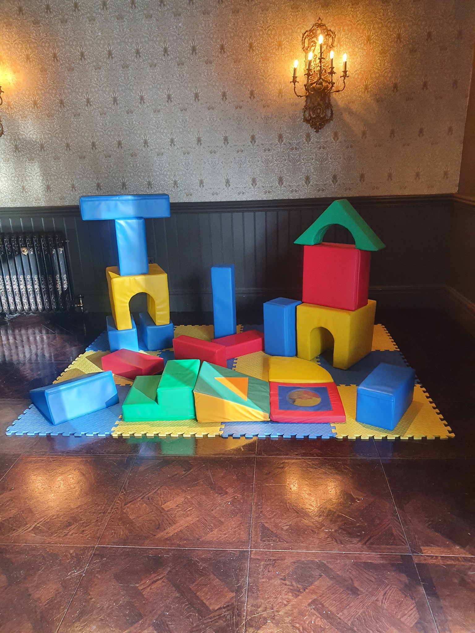 Building blocks soft play package